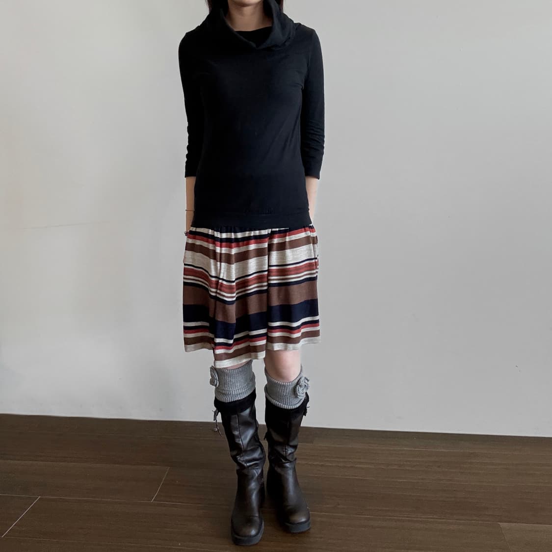 Wide Neck Top 상품이미지1