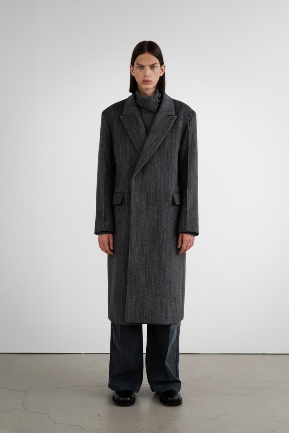 인사일런스 스페이스 다잉 코트 상품이미지1