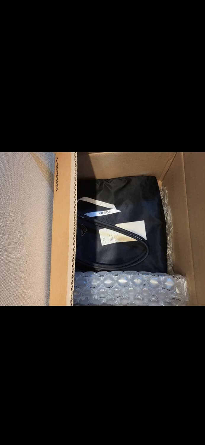 프라다 나일론 토트백 정품 상품이미지4