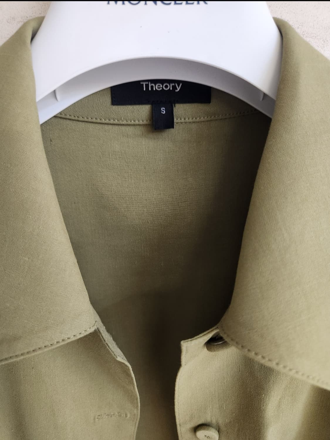 띠어리 벨티드 셔츠형 린넨자켓 66사이즈 상품이미지3