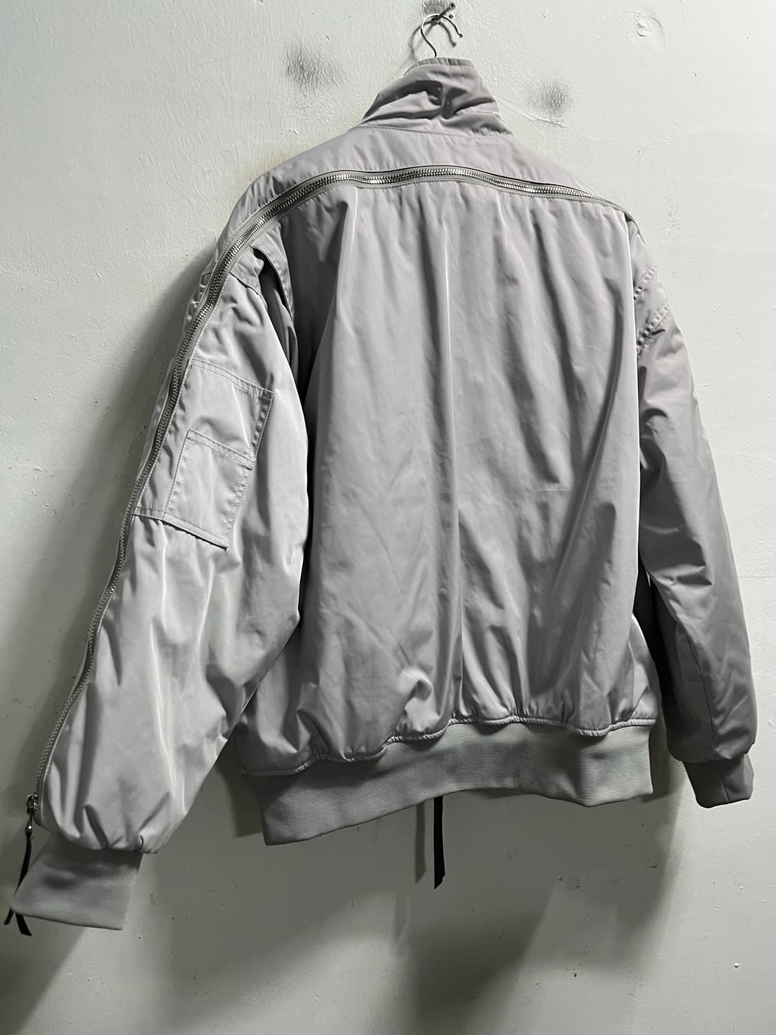 105-115 VOLT 루즈핏 지퍼 디테일 점퍼 정품 상품이미지4