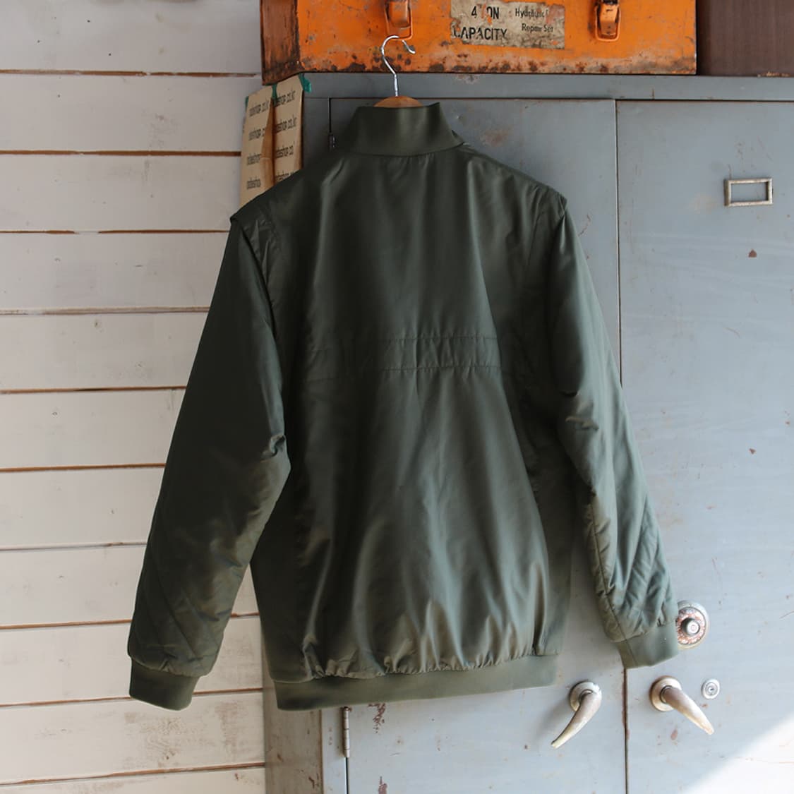 (착용컷) 나이키 골프 자켓 (남성용 100) 상품이미지2