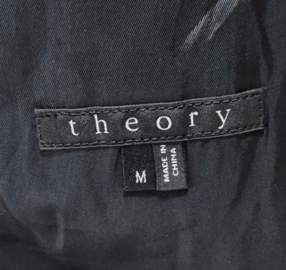 M (95) 띠어리 블랙 코트 상품이미지3