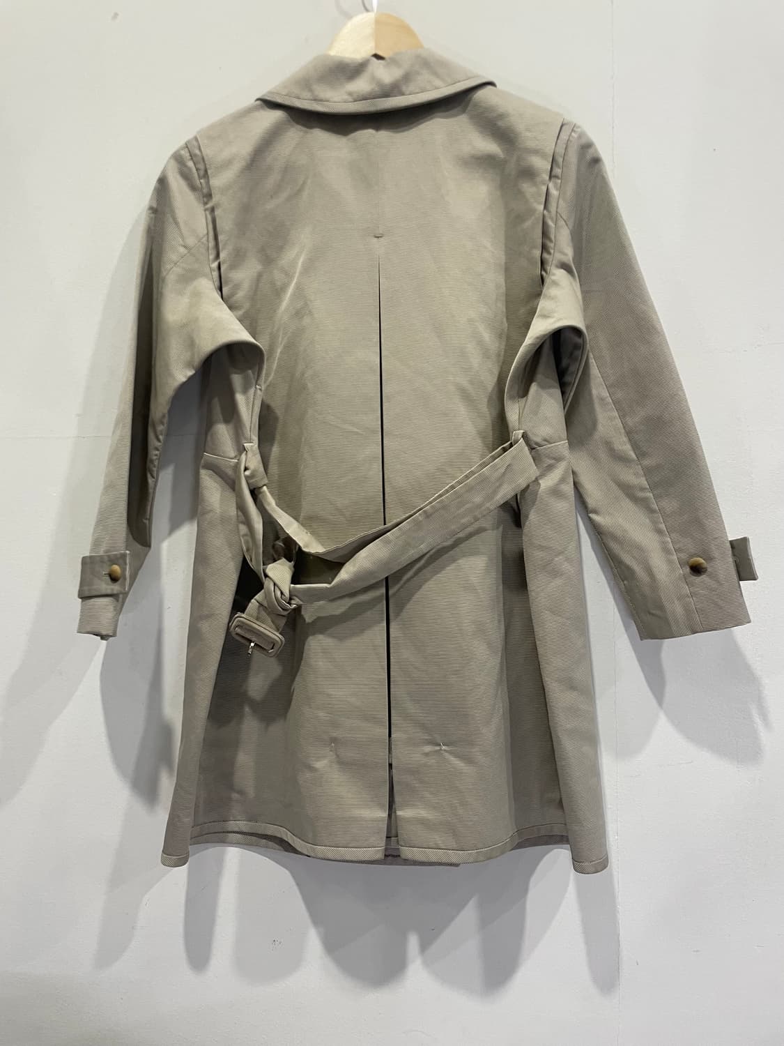 미우미우 트렌치 코트 42사이즈 정품 상품이미지2