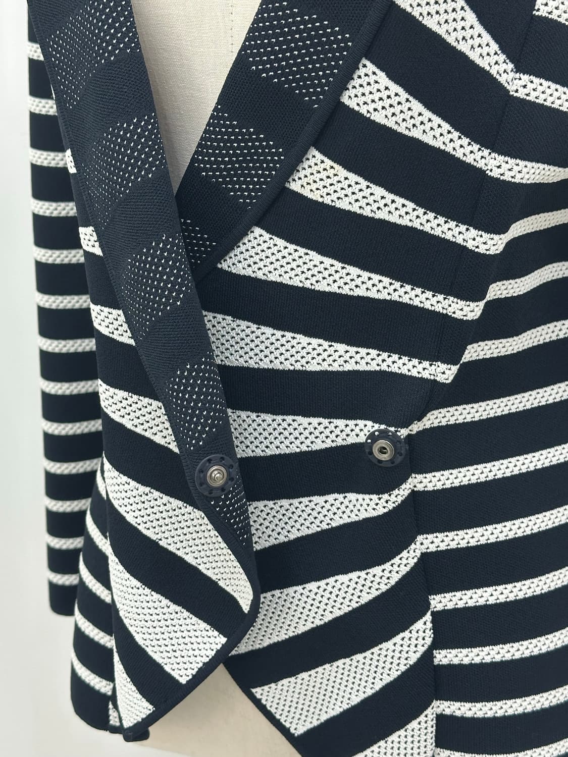 아르마니 꼴레지오니 니트 자켓 상품이미지6