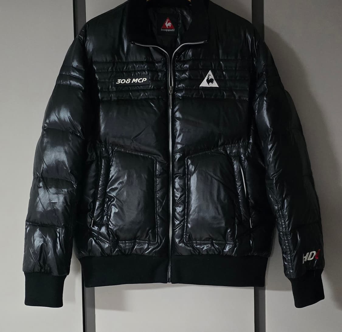 르꼬끄 스포르티브 덕다운 유광패딩.

싸이즈 100 남자. 상품이미지1