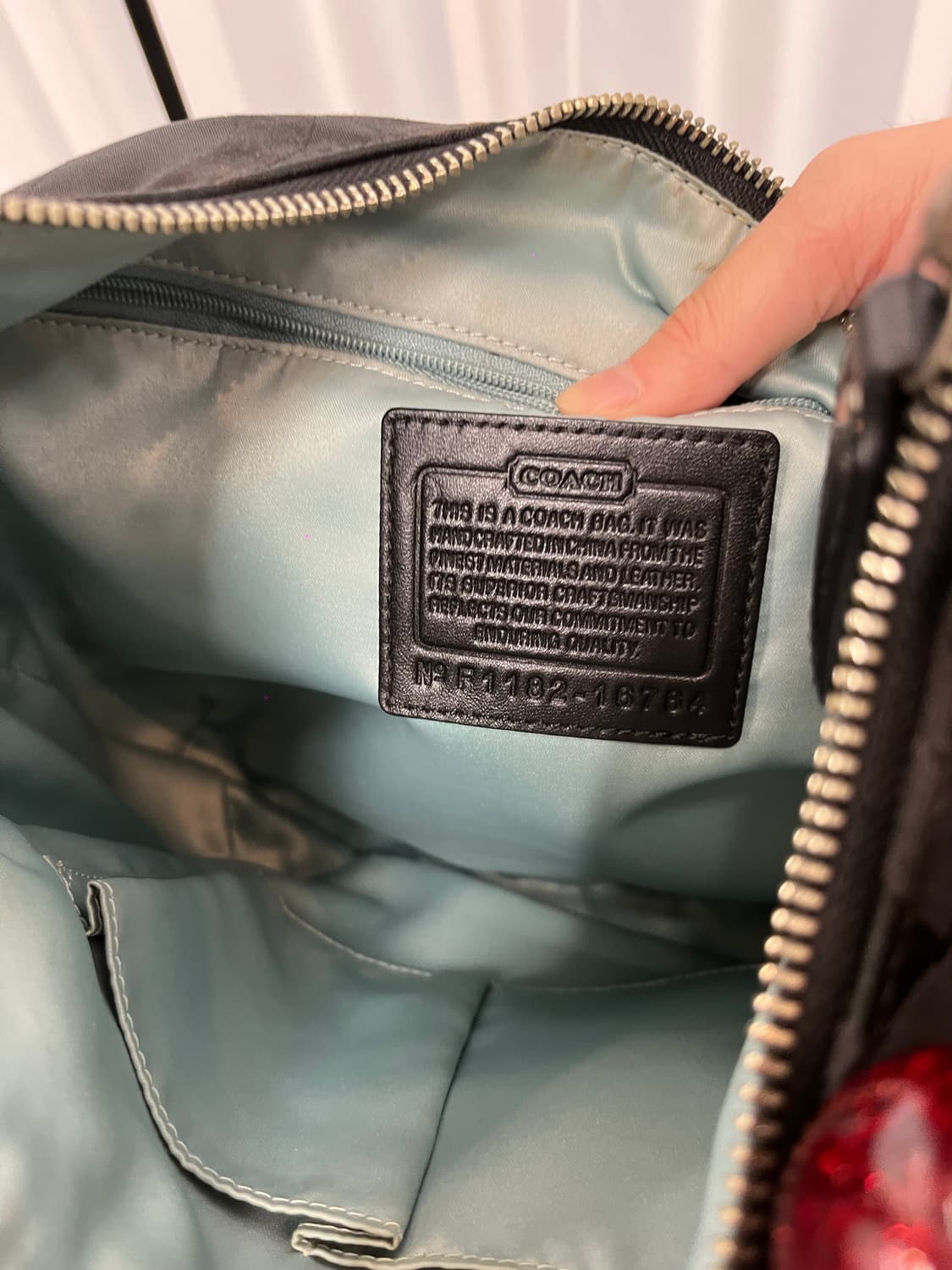 Coach Black Logo Shoulder Bag 상품이미지10