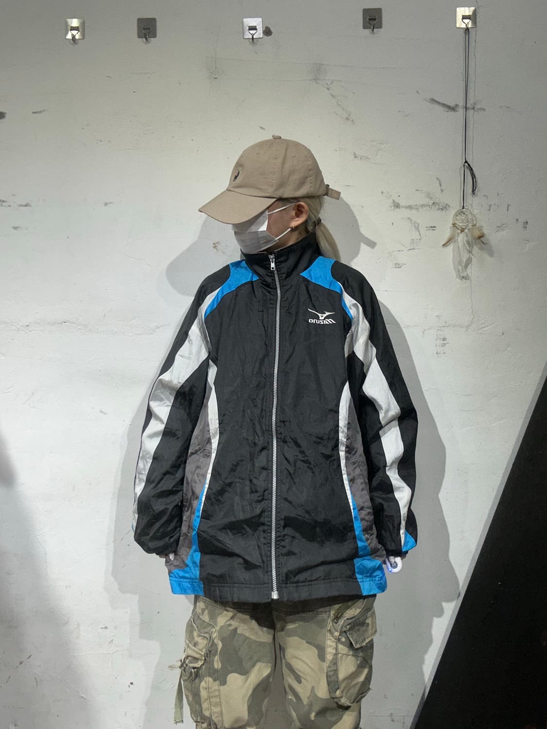 미즈노 블랙 올드스쿨 사이드 라인 오버핏 바람막이 자켓 상품이미지2