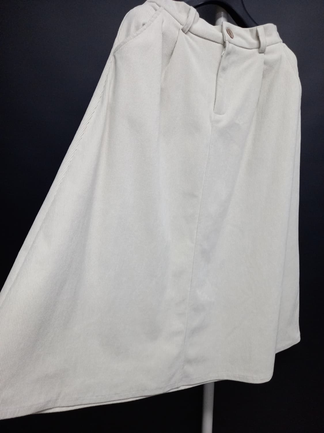 새 수스 SOOS 추동 코듀로이 플레어 롱 스커트 55.44 상품이미지3