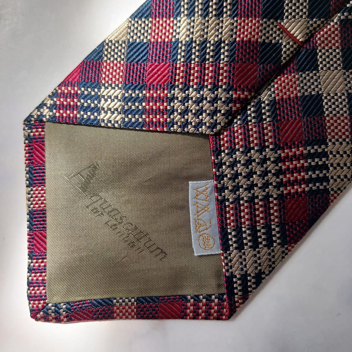 아쿠아스큐텀 실크 와인 체크 패턴 넥타이 9.5cm A+등급 E942
 상품이미지8