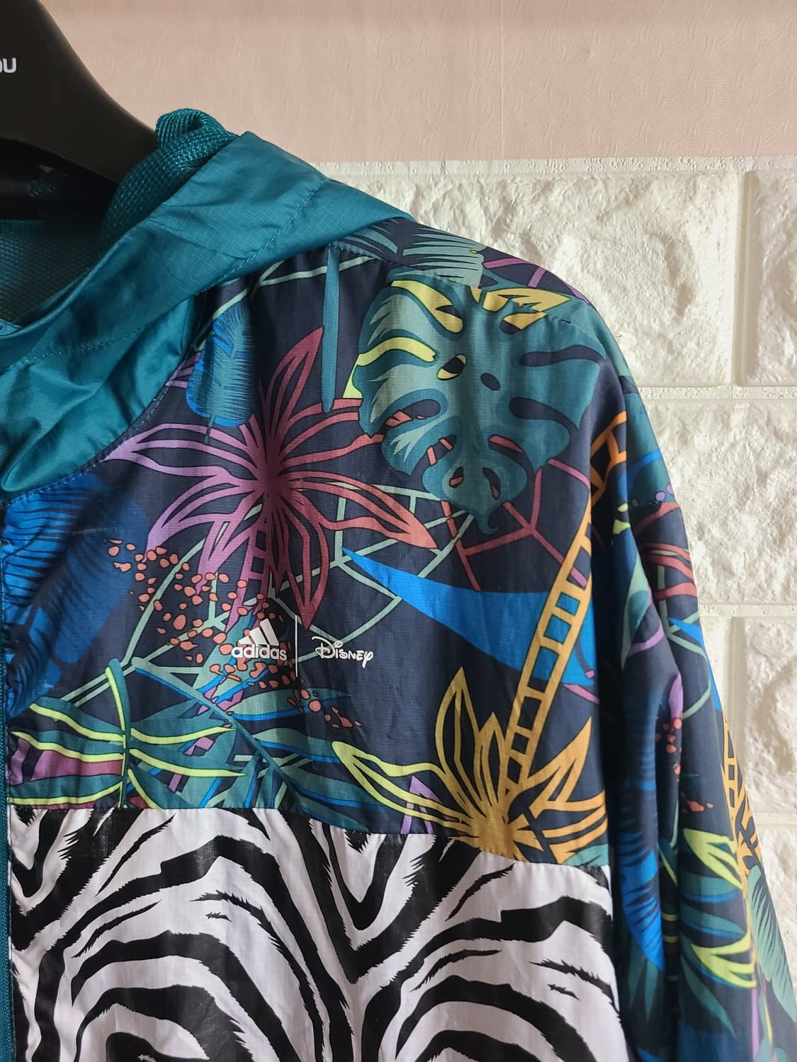 아디다스X디즈니 콜라보 바람막이 자켓(55-66) 상품이미지2