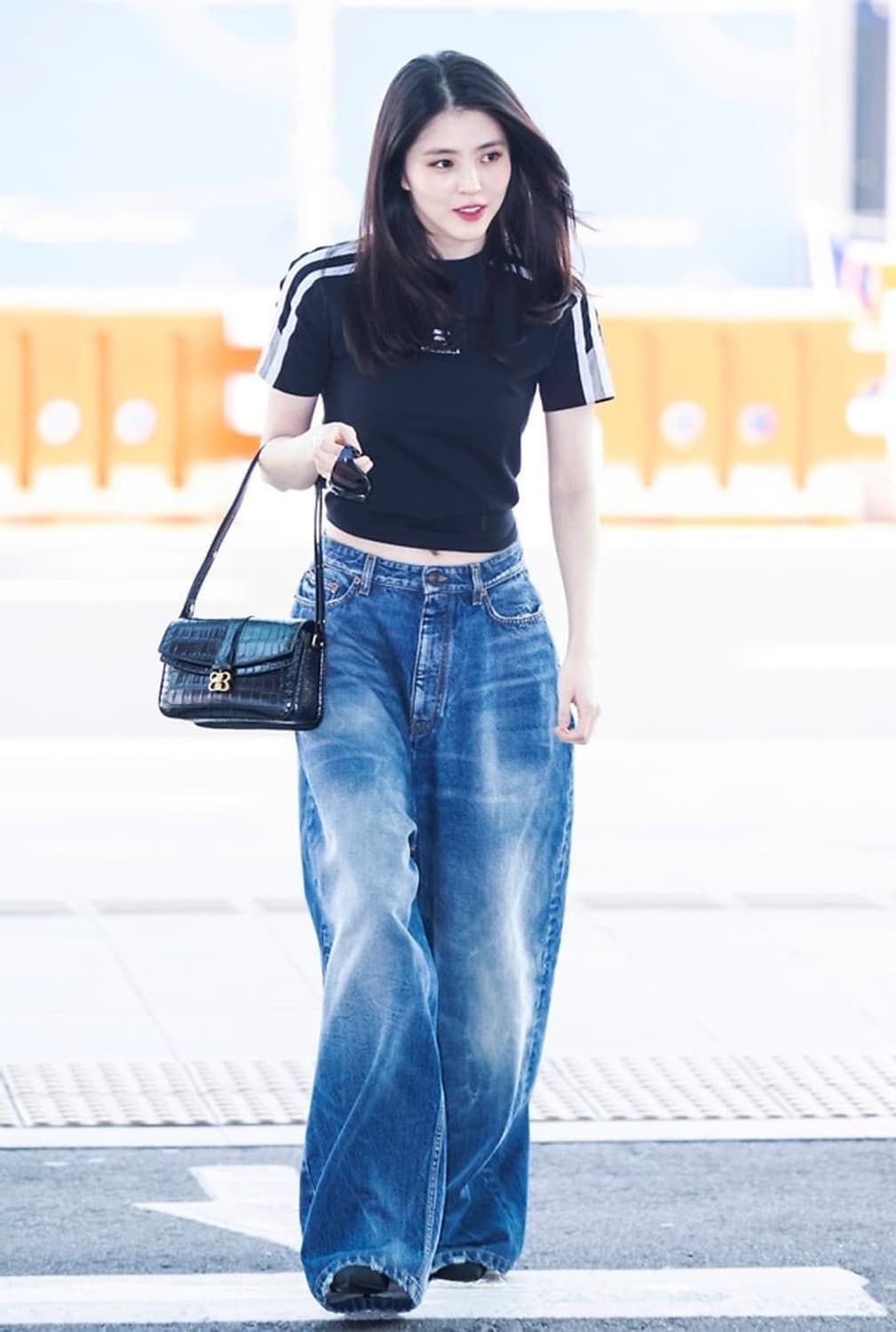 [팝니다] 발렌시아가 스포티 B 로고 반팔 티셔츠 팝니다. 상품이미지1