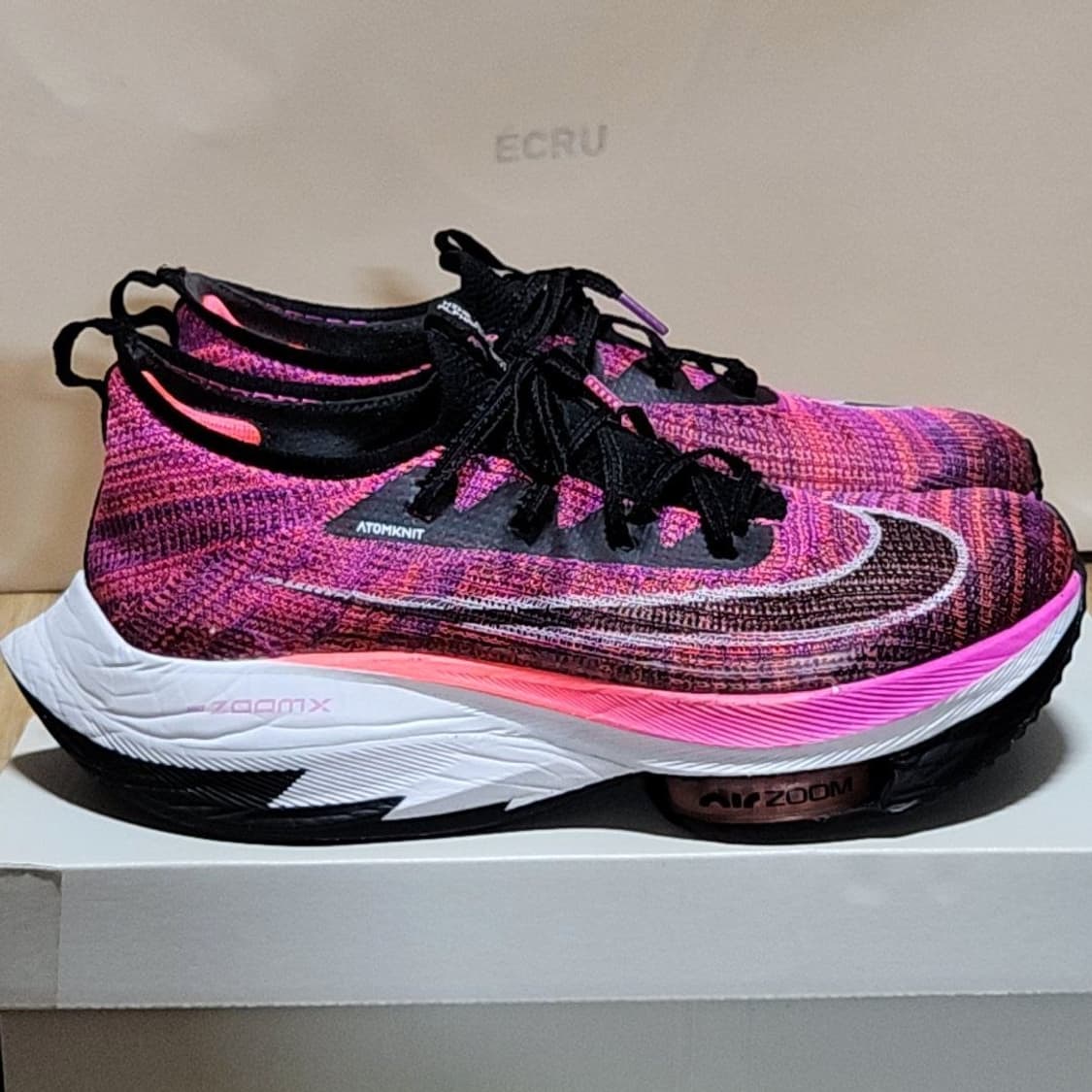 나이키 275 에어줌 알파플라이 넥스트% 하이퍼 바이올렛 상품이미지3