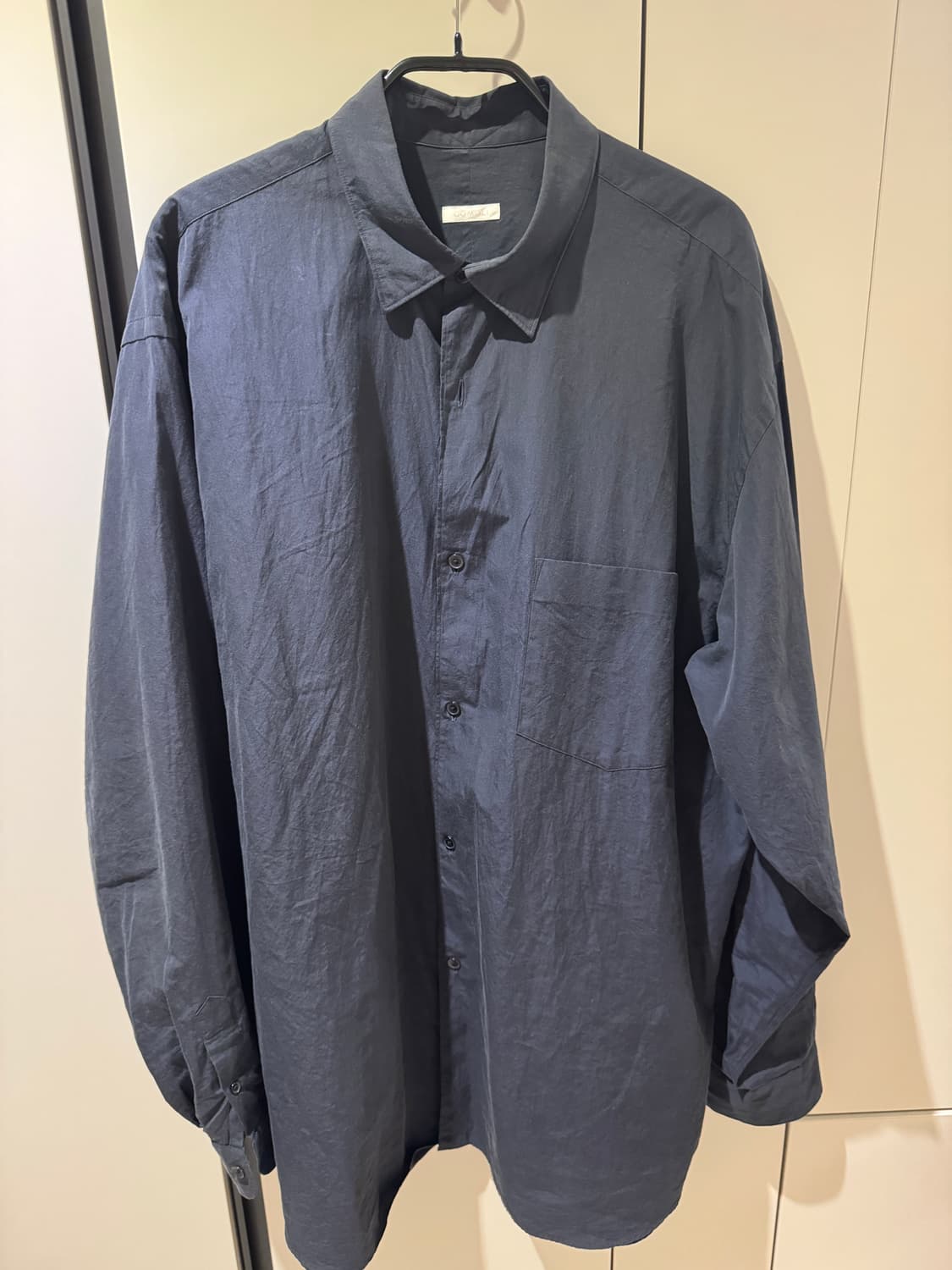 코모리 24fw 네이비 셔츠 4사이즈 상품이미지1