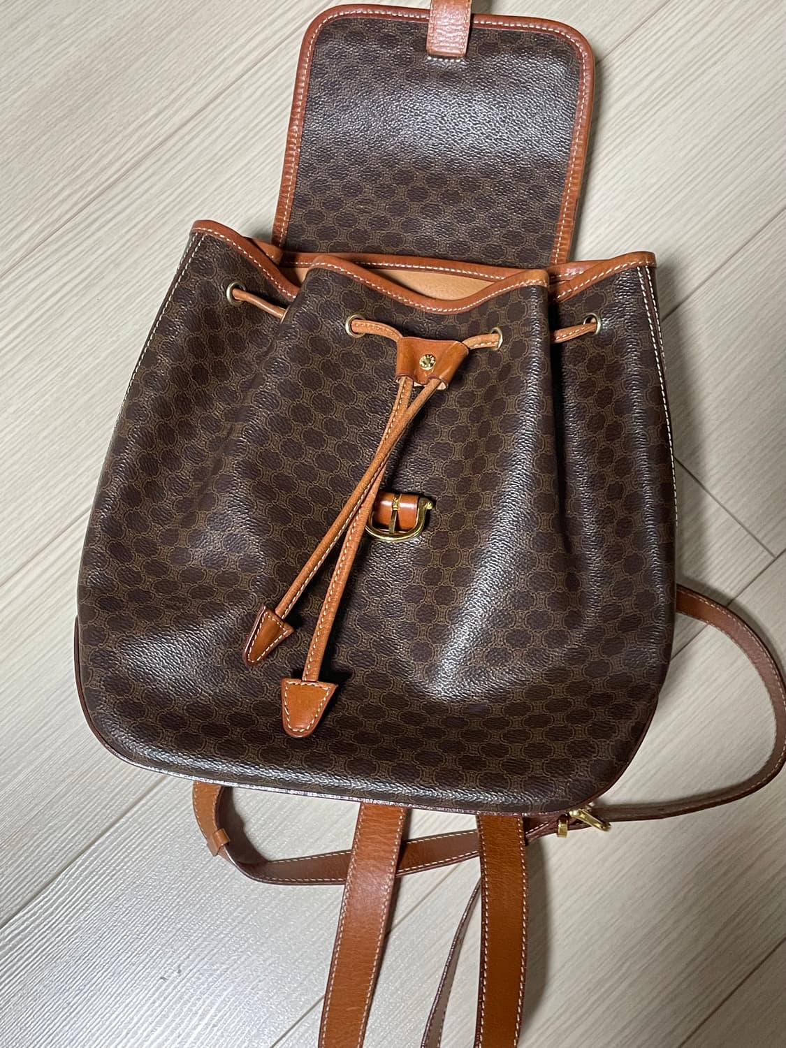 올드 셀린느 빈티지 마카담 백팩 상품이미지2