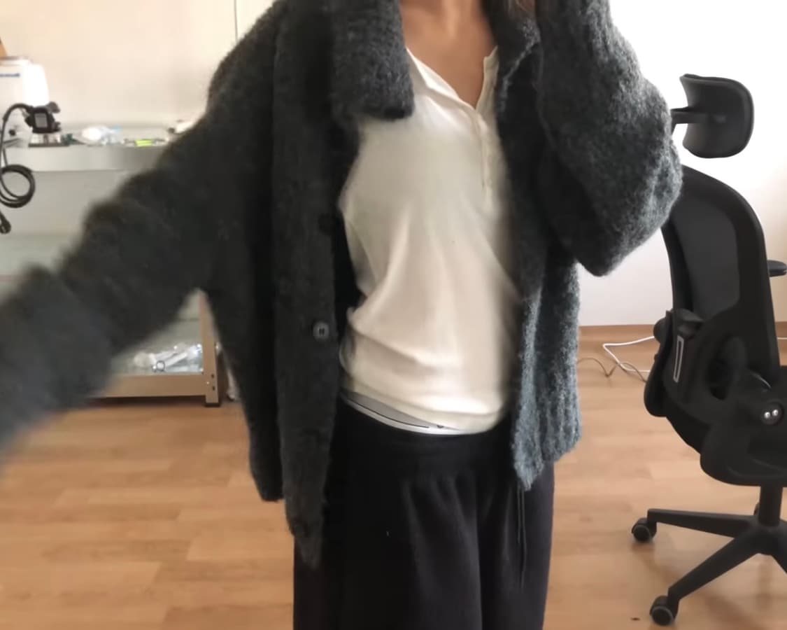 매니크 하이넥 가디건 (차콜) 상품이미지3