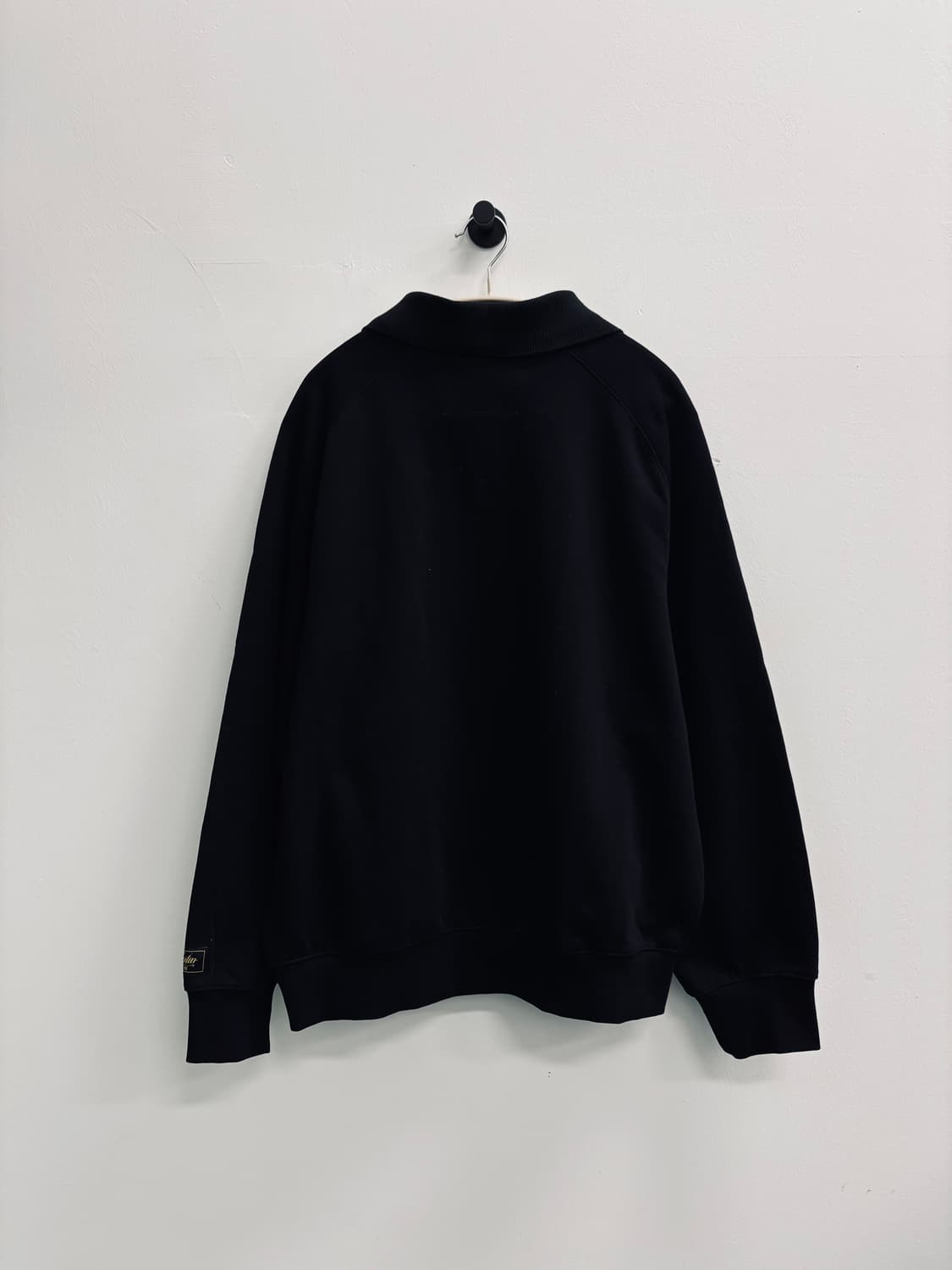 SATUR(세터) 로고 자수 카라 스웨트셔츠 상품이미지4