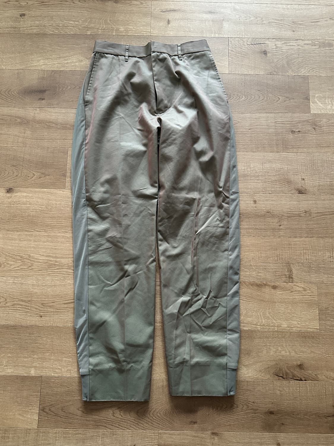 네온사인 스페이스 스트레이트 슬랙스 올리브 46사이즈 상품이미지1