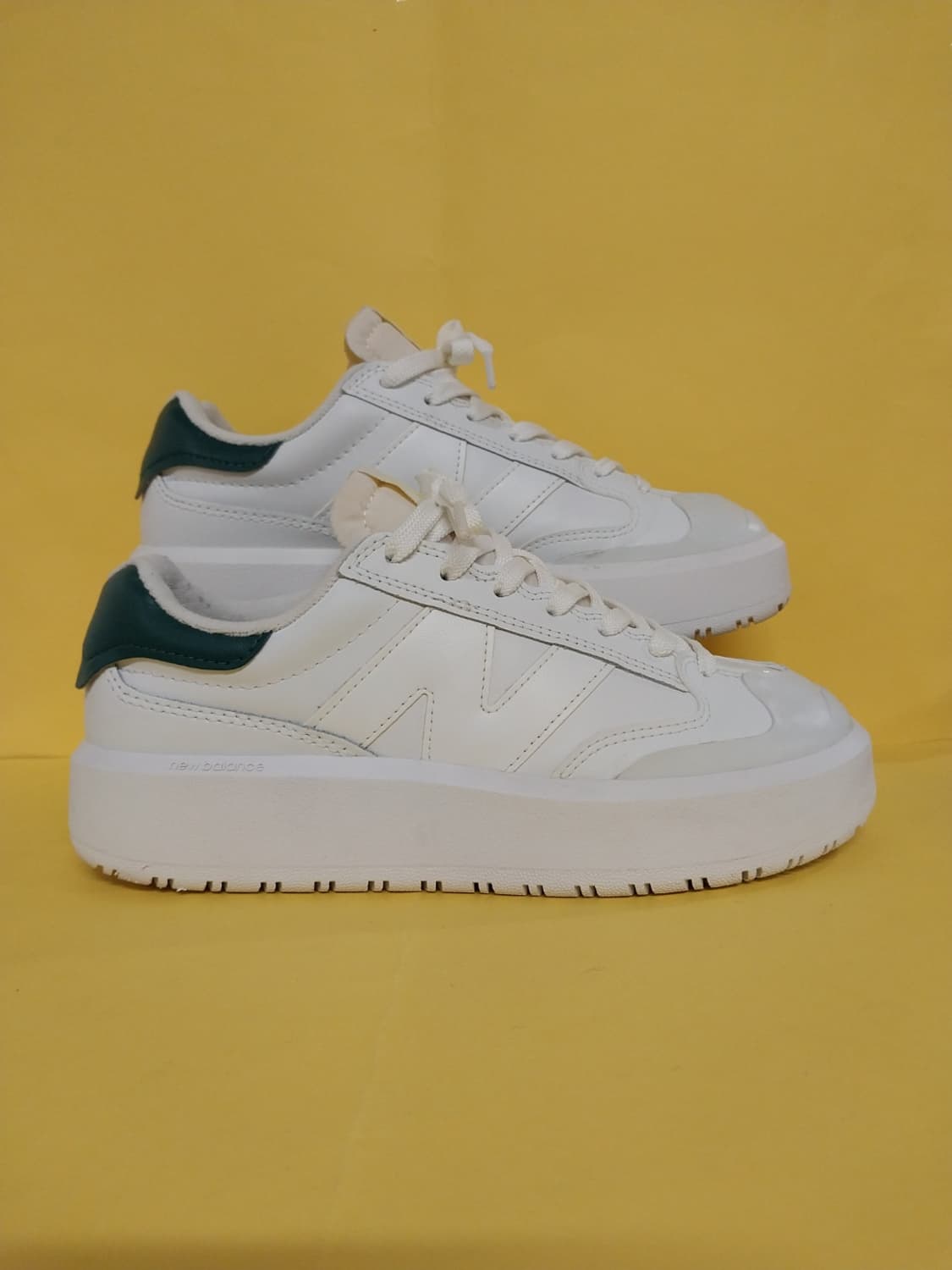 남녀공용 뉴발란스 CT302 화이트그린 운동화 (245) 상품이미지3