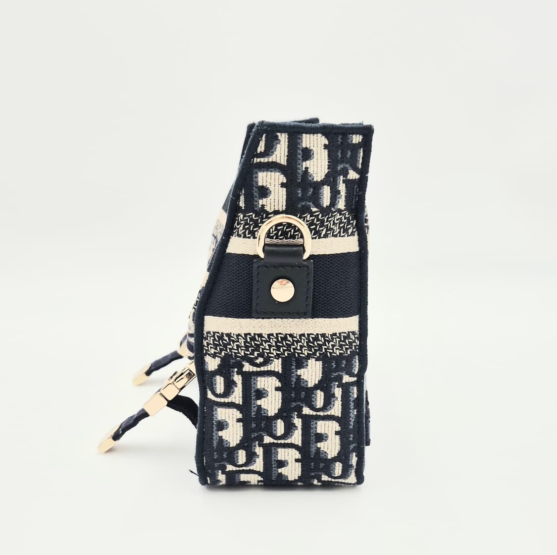 디올 오블리크 블루 캠프백 스몰 숄더백 M1241ORIW 상품이미지4