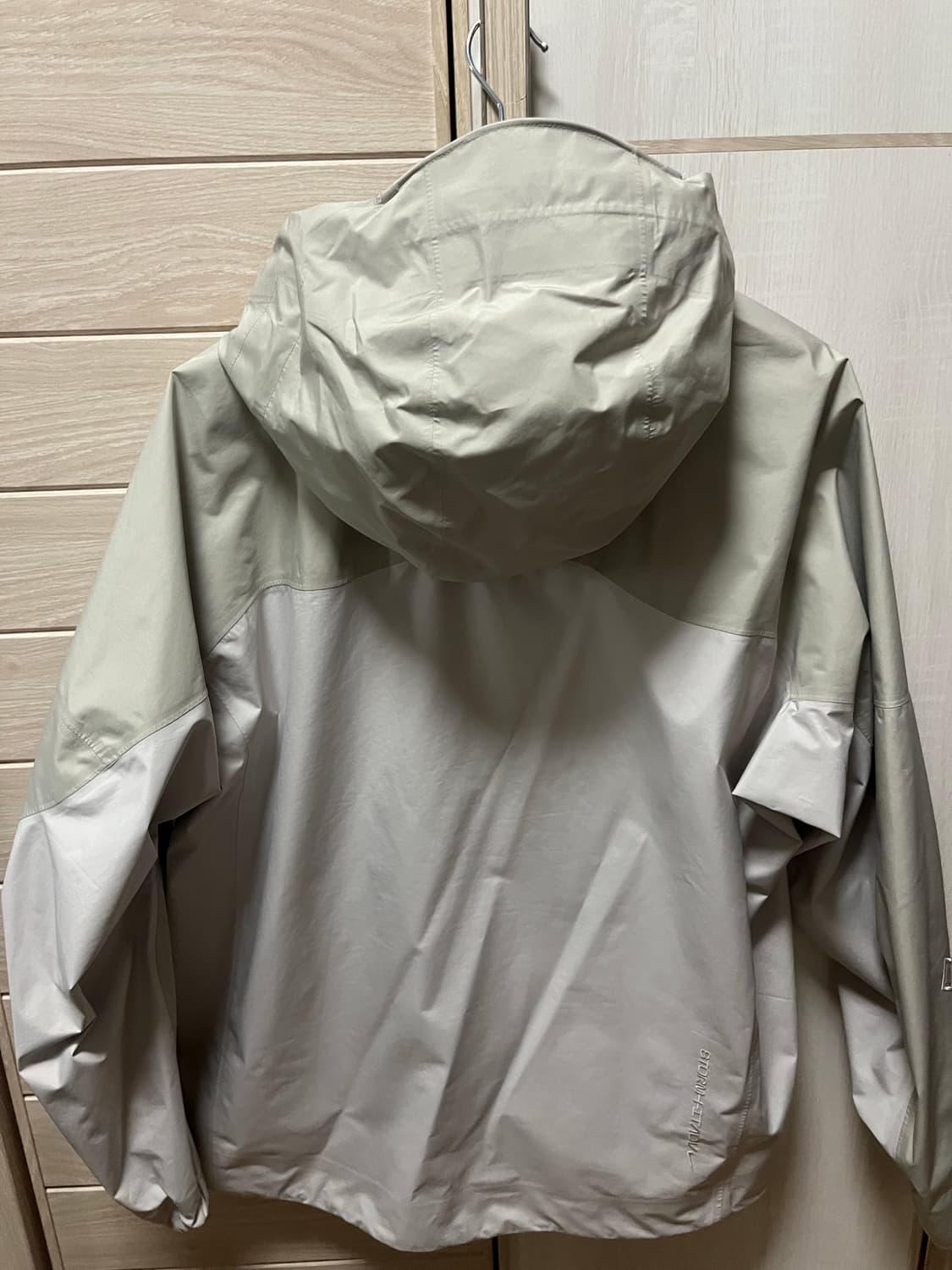 [M] 나이키 acg 스톰핏 adv 고어텍스 자켓 라이트 스톤 상품이미지4