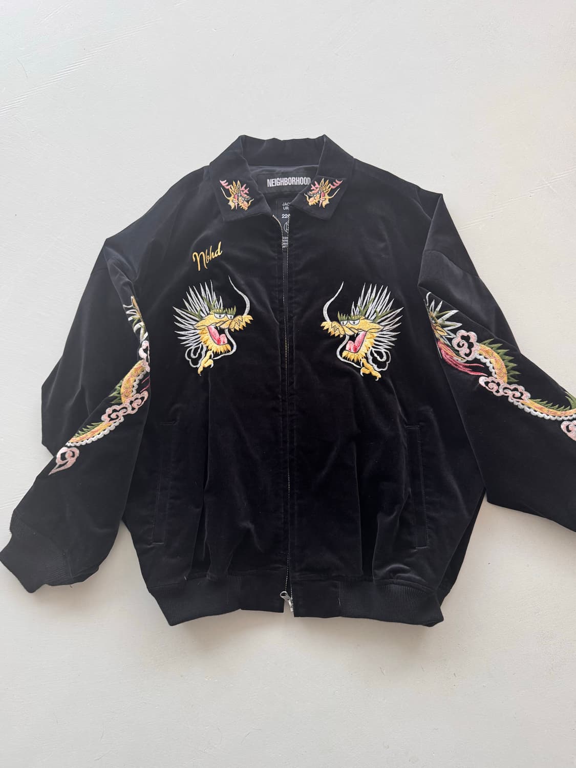 네이버후드 자수 스카잔 점퍼 상품이미지1