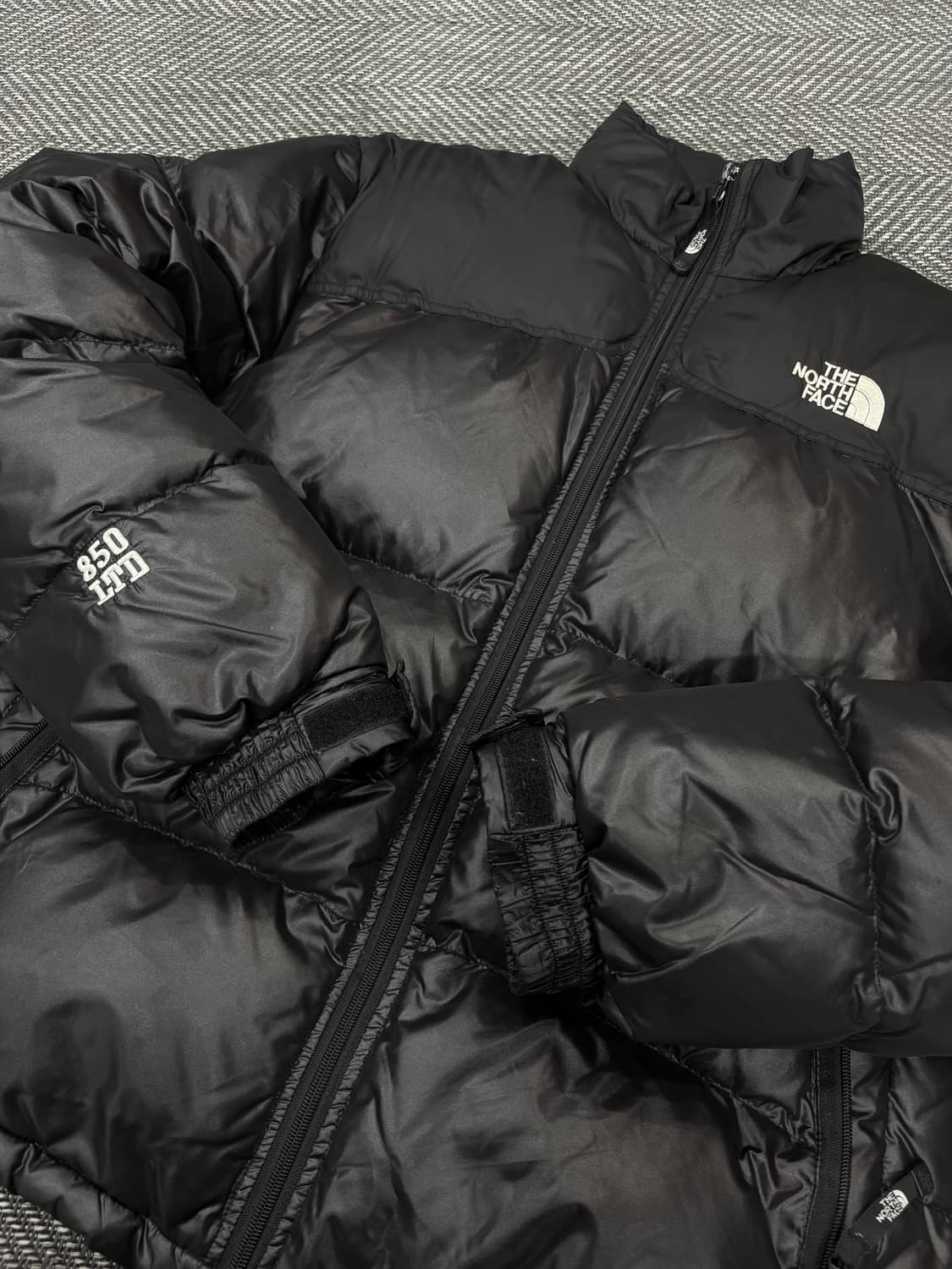 노스페이스 패딩 블랙 850 상품이미지5