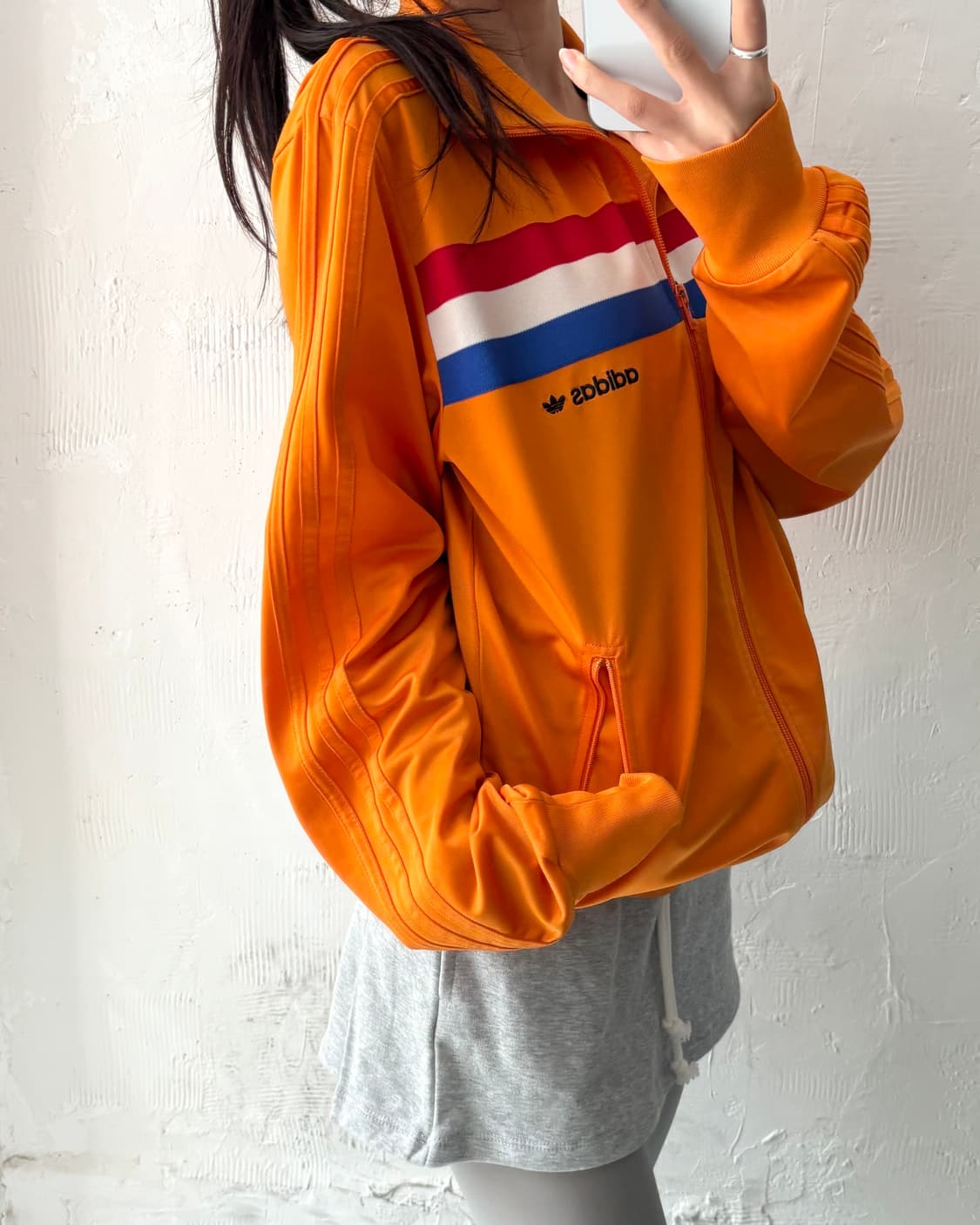 아디다스 오렌지 컬러 홀랜드 트랙탑 상품이미지2