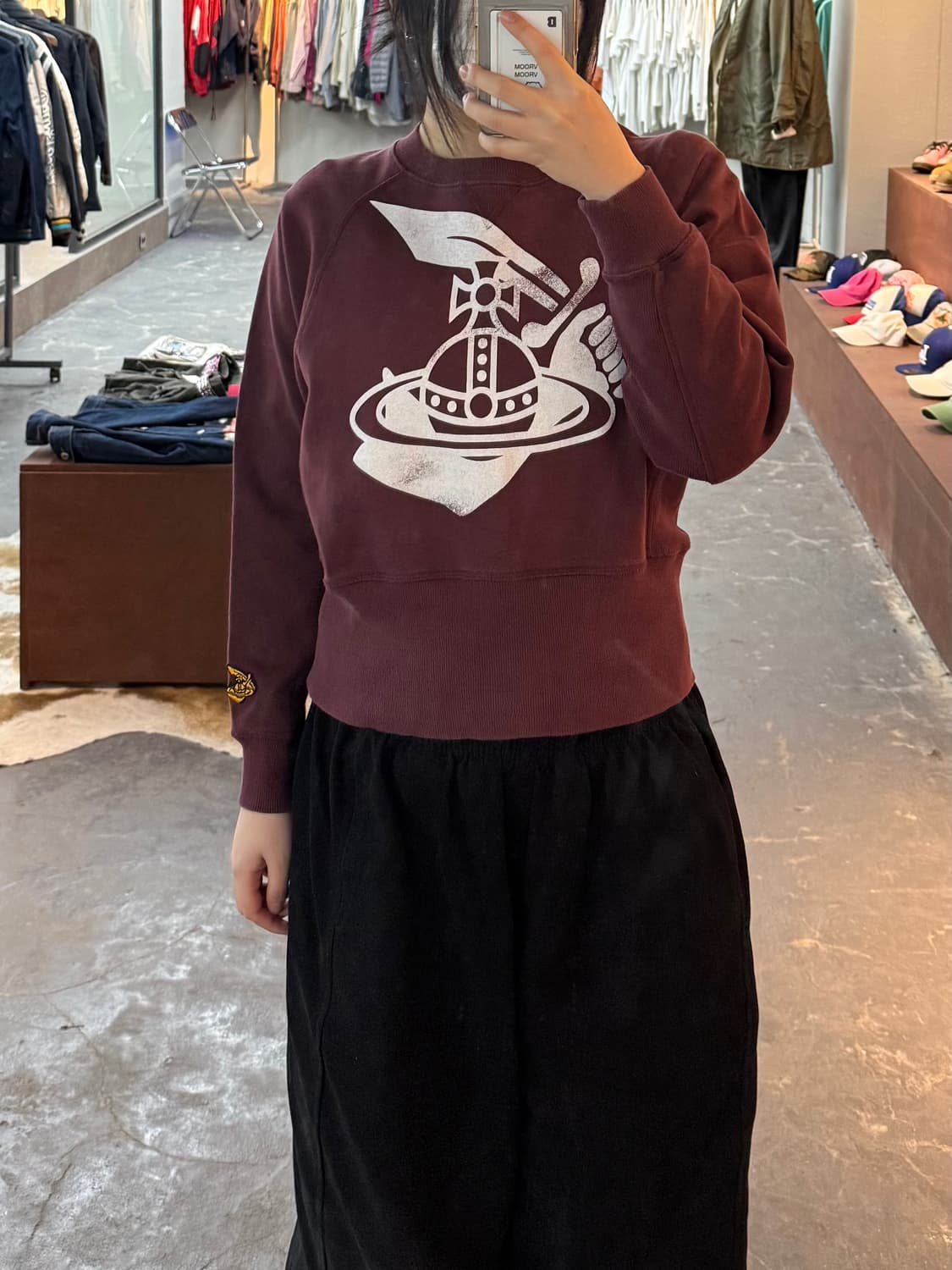 비비안 웨스트우드 앵글로매니아 버건디 스웻셔츠 H2024 상품이미지1