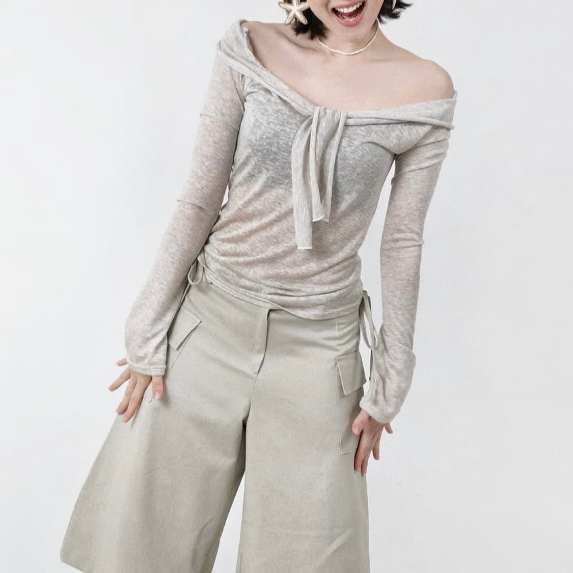 오운서 마리나 오프숄더 블랙 (에스파 윈터 착용) 상품이미지5