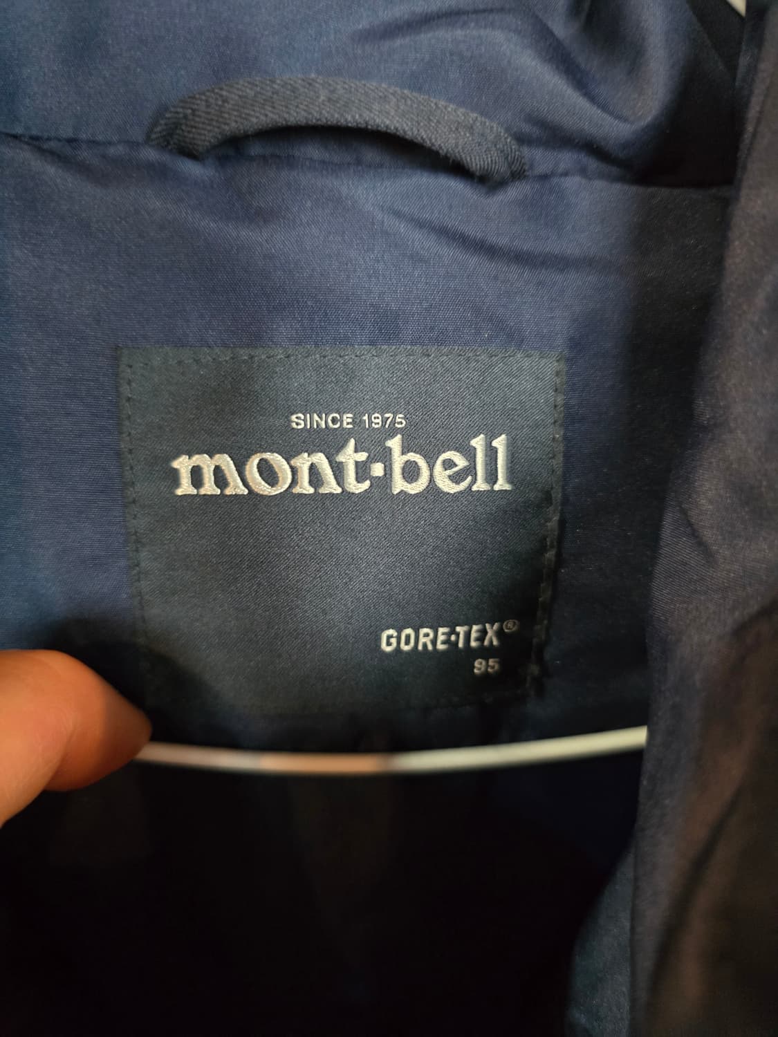 몽벨 라쿤 고어텍스 오리털패딩 상품이미지3