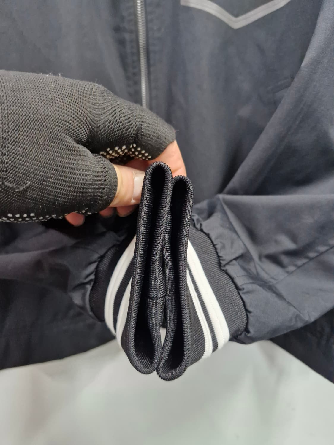 105XL 뉴발란스 스포츠 코치 자켓. 상품이미지4