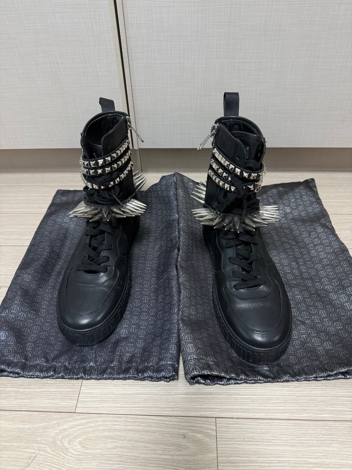 (41 size) 필립 플레인 한정판 스터드 하네스 장식 레더 부츠 상품이미지1