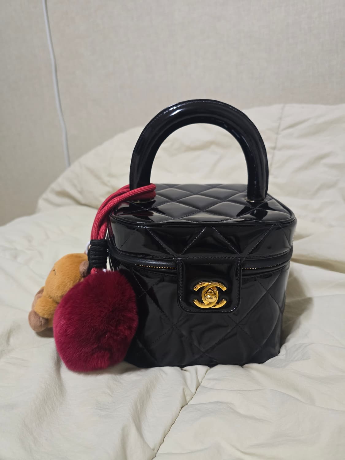 정품 샤넬 페이던트 베니티 블랙 상품이미지1