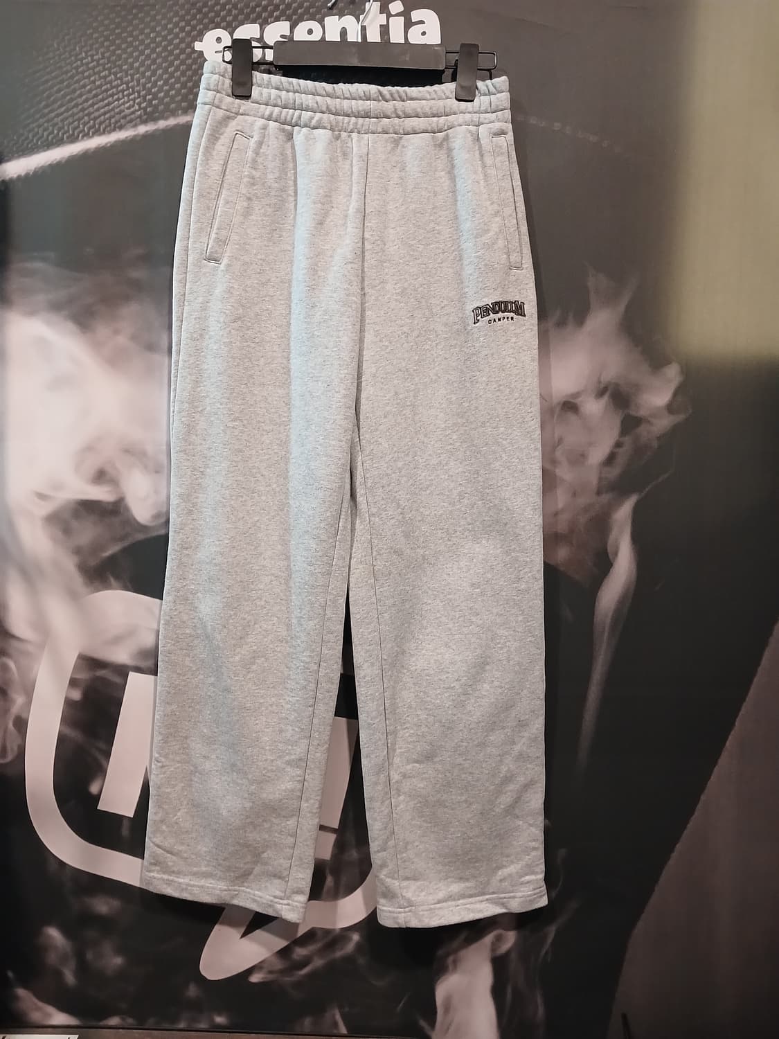 펜듈럼 스웻팬츠 상품이미지1