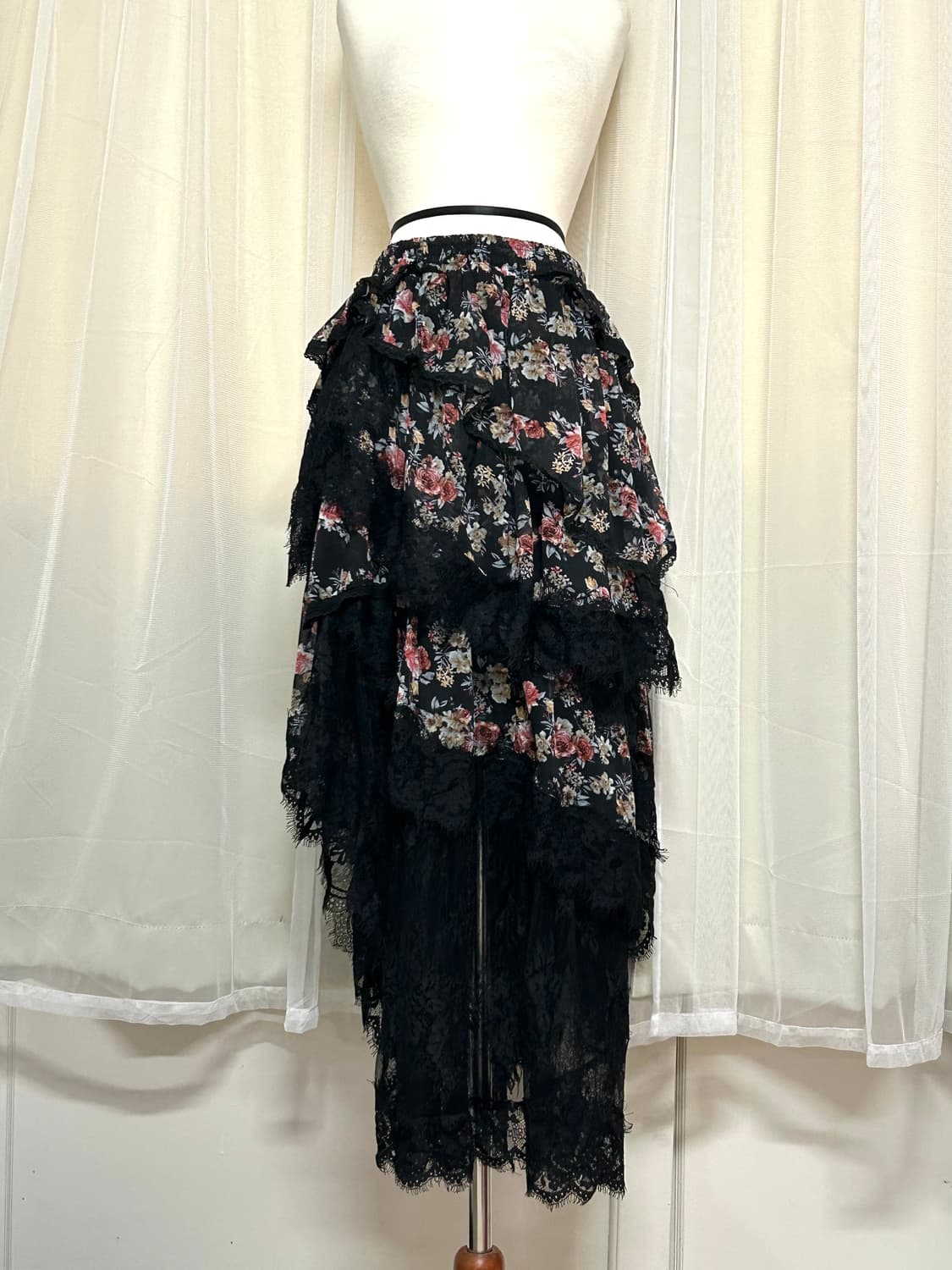 궁 st Js New York 오리엔탈 플로럴 언발 롱 스커트  상품이미지1