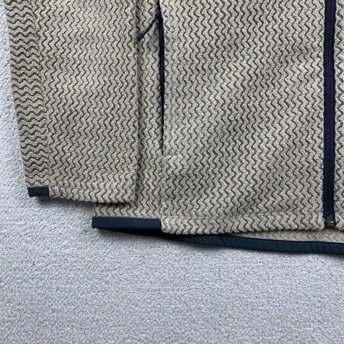 파타고니아 R1 에어 후디 플리스 상품이미지4