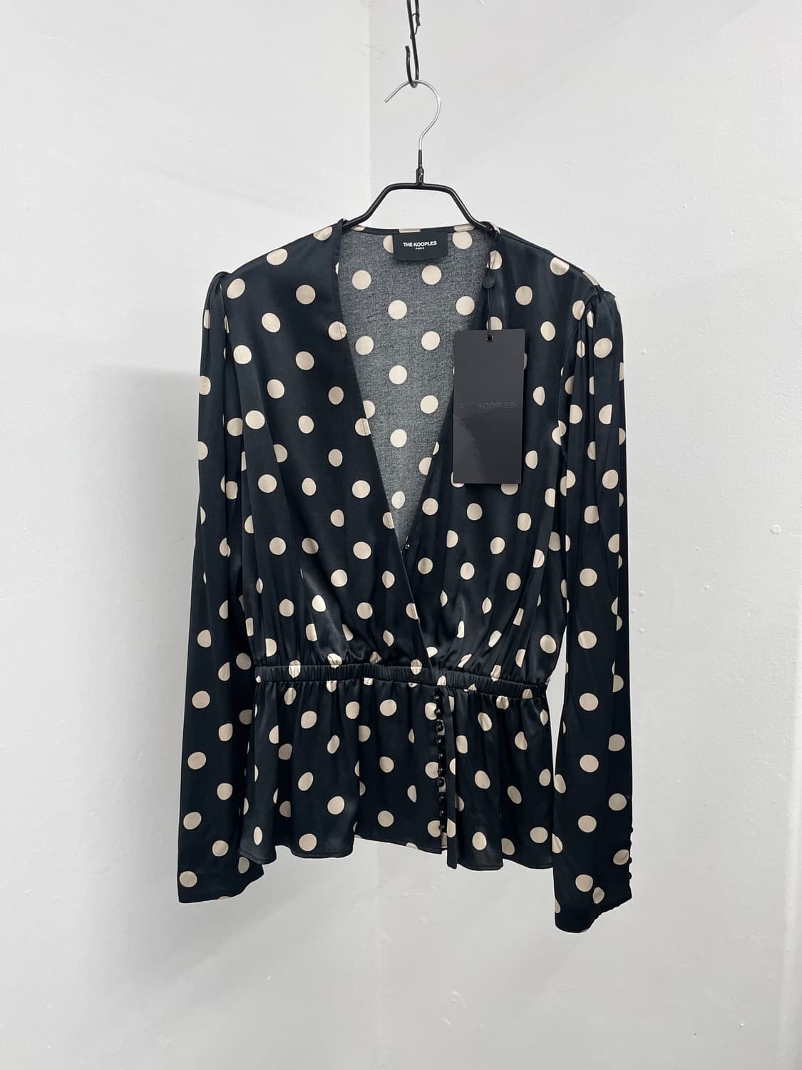 더쿠플스 실크 디테일 도트 셋업 상품이미지7