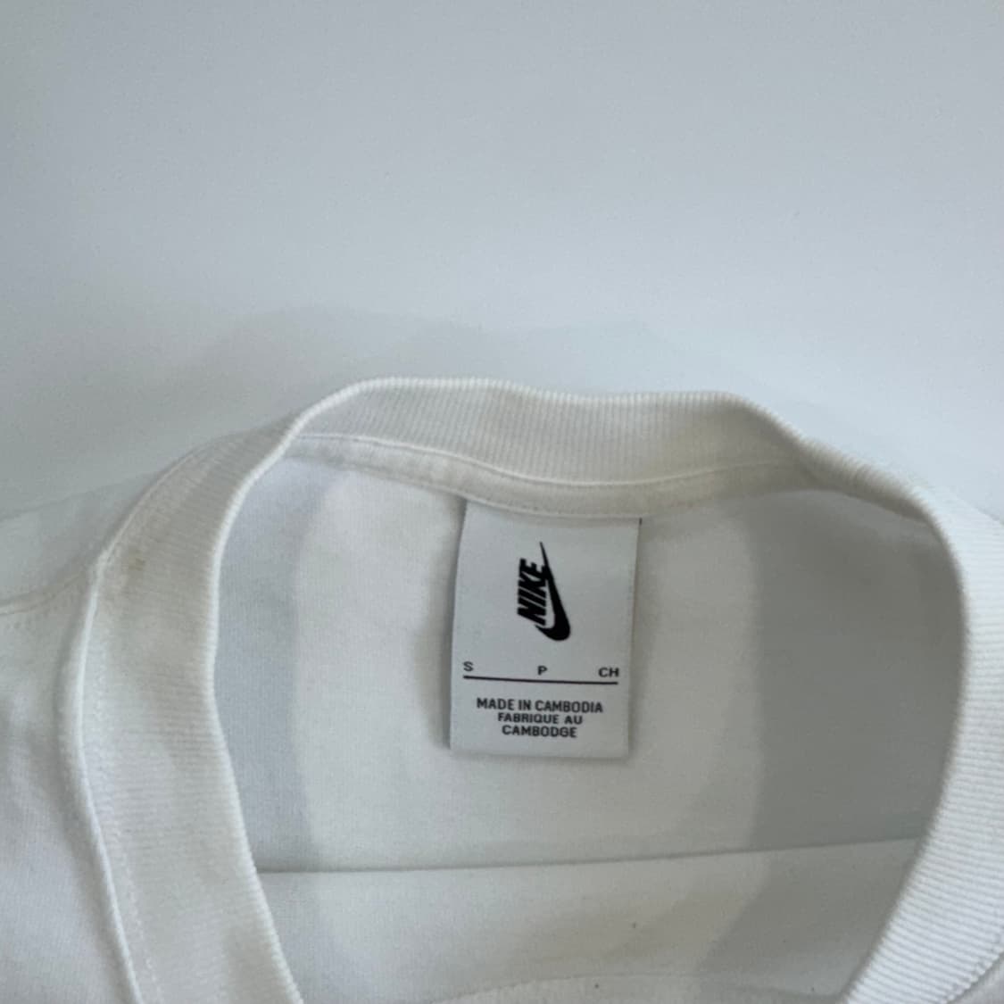 Nike 나이키 에어 헬로키티 백 포인트 화이트 반팔 상품이미지6