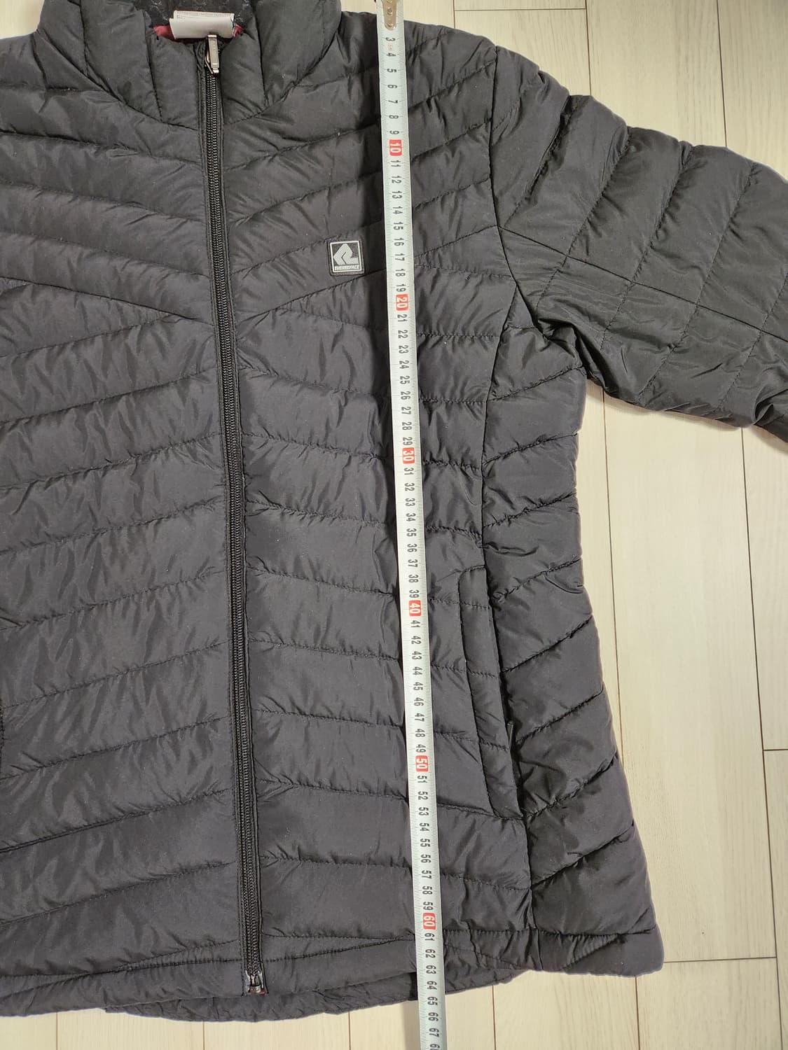 새상품급)래드캠프 여성경량패딩 사이즈L

남자가 입으시려면 m정도되요^^ 상품이미지9