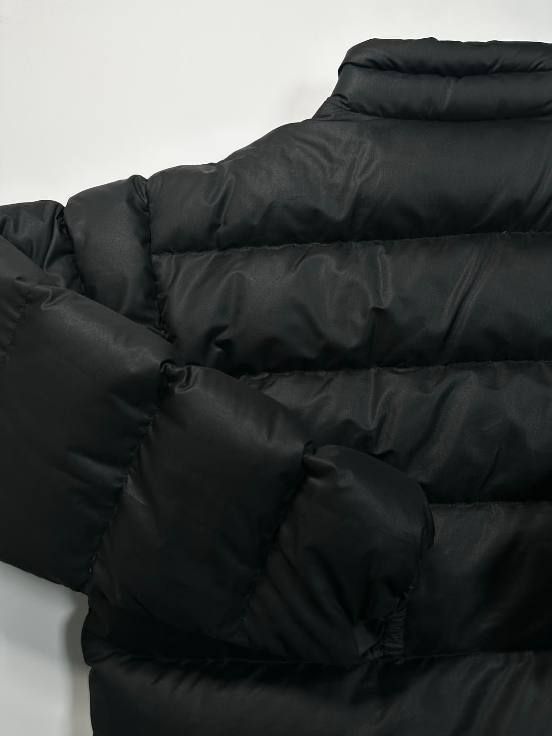 파티고니아 02연도 패커블 블랙 다운 패딩 상품이미지6