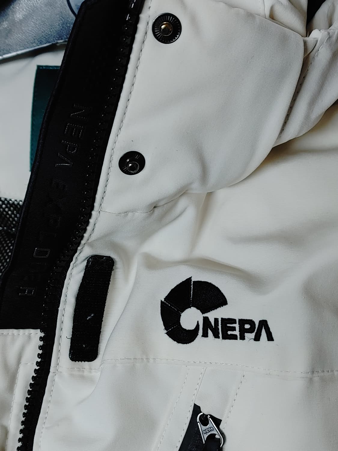 NEPA 네파 거위털 라쿤털후드패딩 상품이미지5