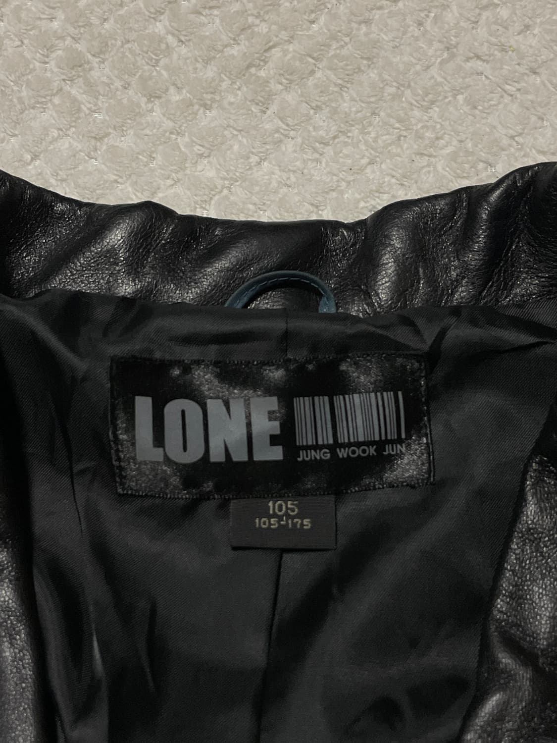 Juun.J 정욱준 LONE 웨스턴 무드 램스킨 양가죽 절개 레더 자켓 상품이미지6