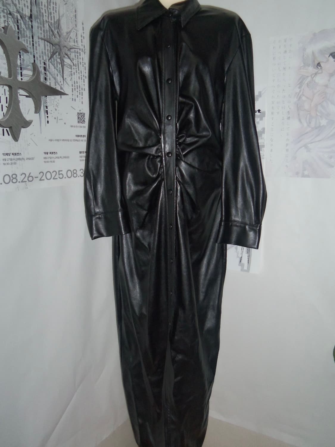Ruched Black Leather Shirt Dress 상품이미지1