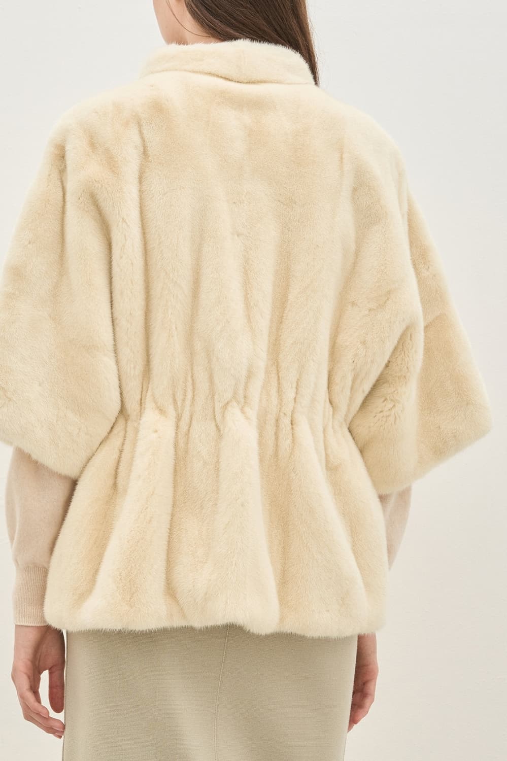 (한섬) 더캐시미어 하프슬리브 밍크 자켓 66 상품이미지3