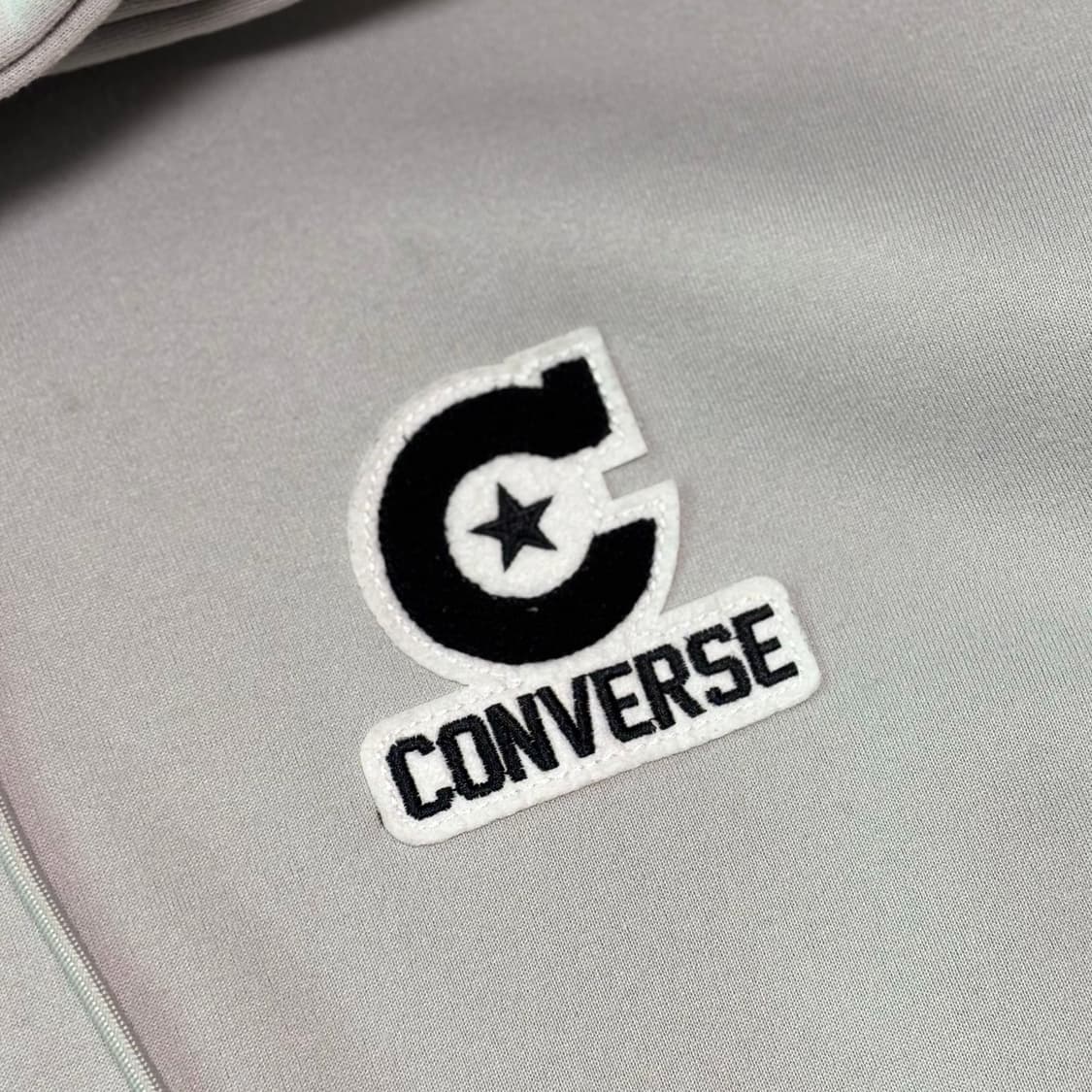 컨버스(CONVERSE) 올스타 사이드 로고 그래픽 후드티 상품이미지2