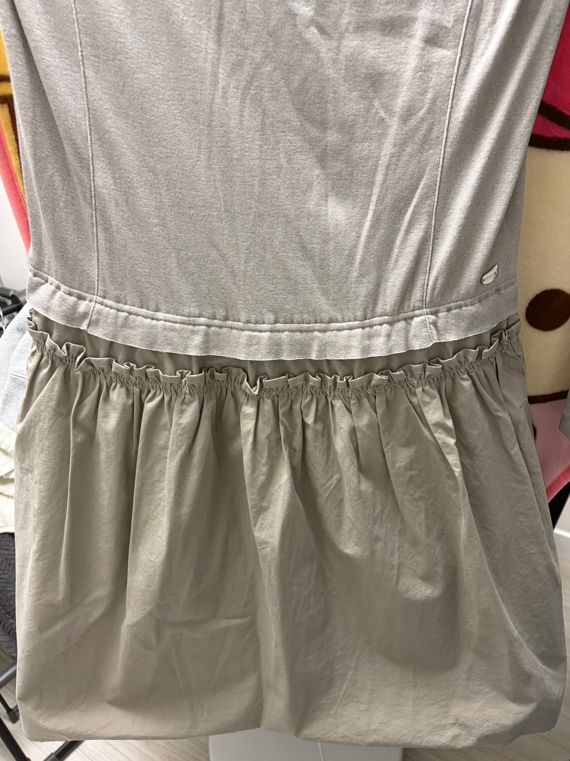 코이세이오 2 way 셔링 원피스 라이트 카키 상품이미지2