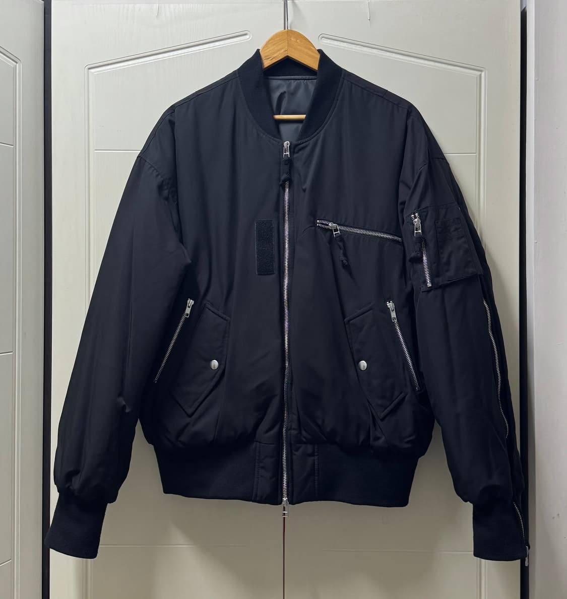 그레일즈 22fw 리버시블 봄버 마원 자켓 팝니다 상품이미지1