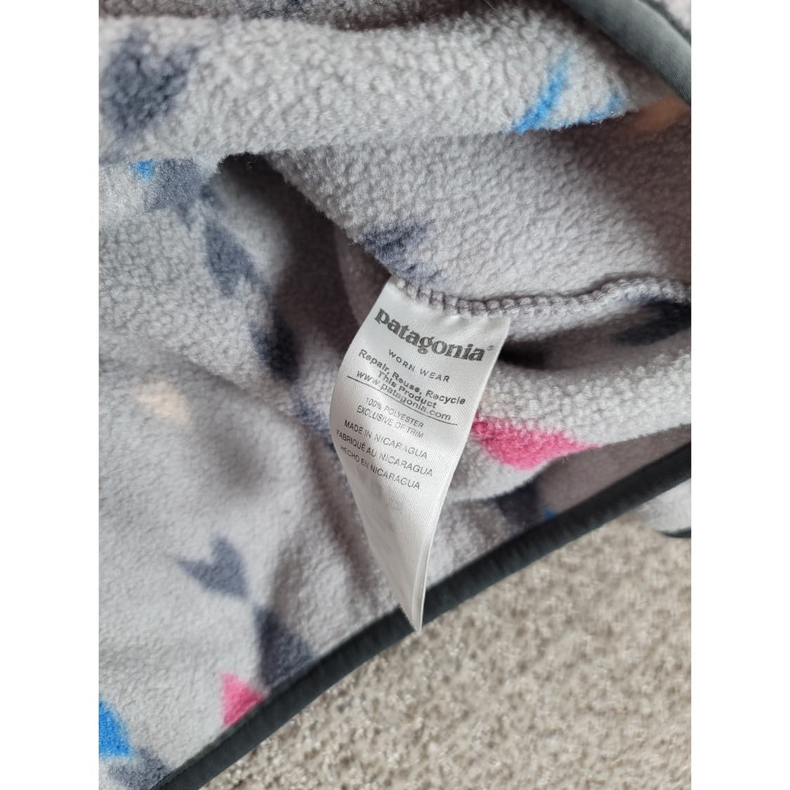  10s 파타고니아 신칠라 스냅-T 그레이패턴/차콜 상품이미지5