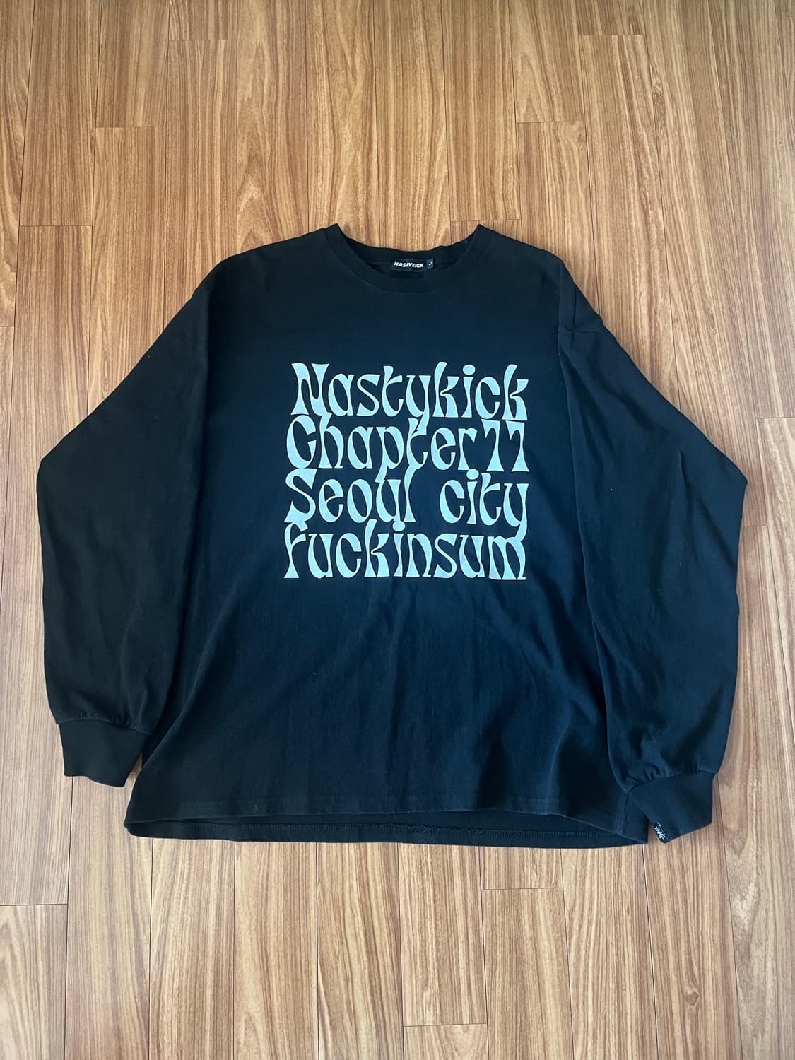  네스티 킥 Kinsum Longsleeve (Black) 상품이미지2